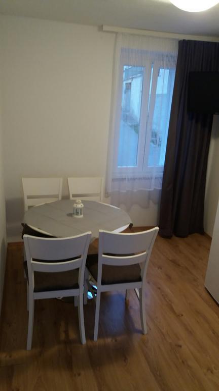 Apartmani Luan Vis Exteriör bild